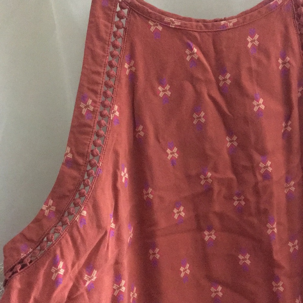 Rust Eyelet Patterned Mudd Tank Top - Picture 2 of 4